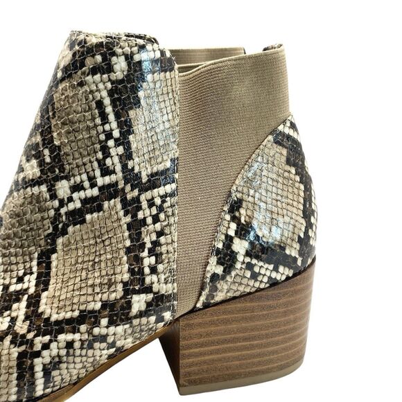 Chinese Laundry Womens Size 7 Snake Print Boot Bootie Slip On Pointed Toe - Picture 7 of 11